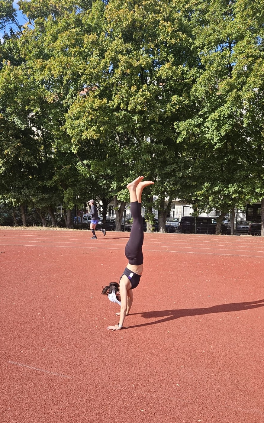 Dilem Kaya coaching fitness and basketball